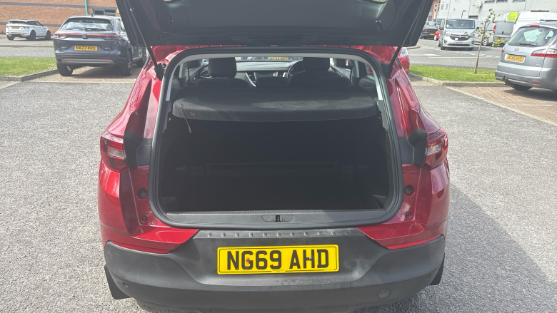 Vauxhall Grandland X 1.2 Turbo SE 5dr Petrol Hatchback